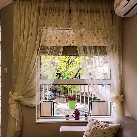 Classic Style Close To Ancient Roman Theatre 아파트